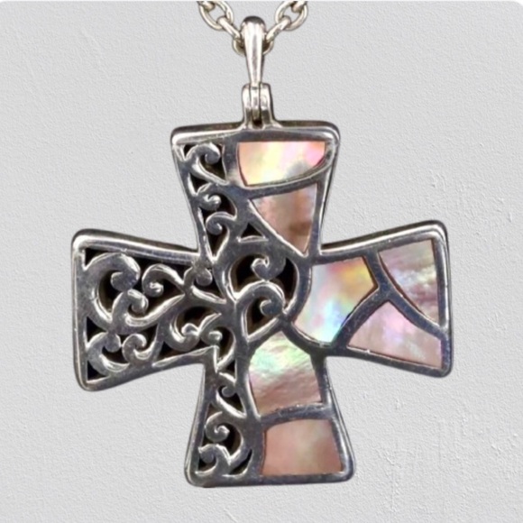 LOIS HILL Abalone Mosaic Inlay Yin Yang Baltic Cross & Sterling Silver Necklace - Picture 3 of 10
